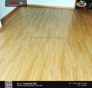 thi công sàn gỗ công nghiệp Leowood L85