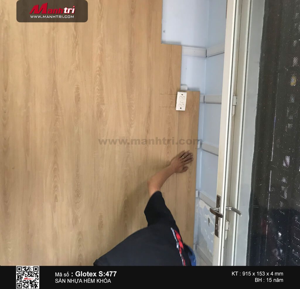 Thi công sàn nhựa hèm khóa Glotex S:477 tại Bà Hạt, Q.10