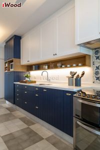 Mẫu thiết kế phòng bếp với tấm lam sóng đẹp 2022