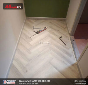 Thi công sàn nhựa xương cá Charm Wood SC93 tại Q.1