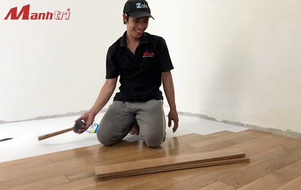 Gỗ tự nhiên chịu nước tốt (Water-resistant natural wood)