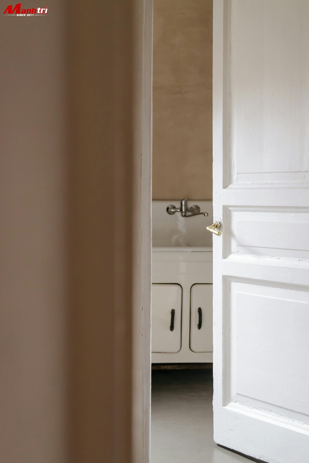 Cửa nhựa composite cho nhà vệ sinh