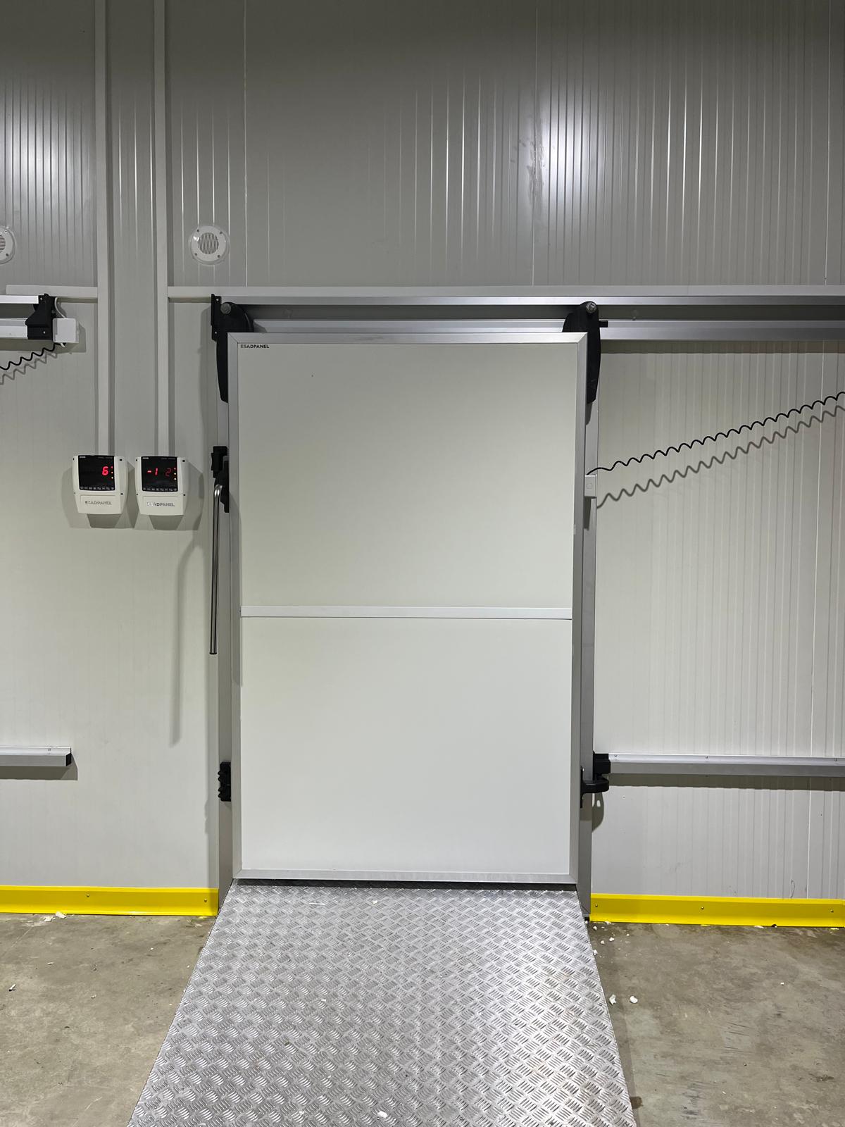 Kho lạnh sử dụng tấm panel cách nhiệt Rockwool