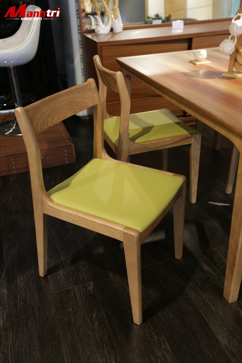 Conwood ốp cầu thang đẹp